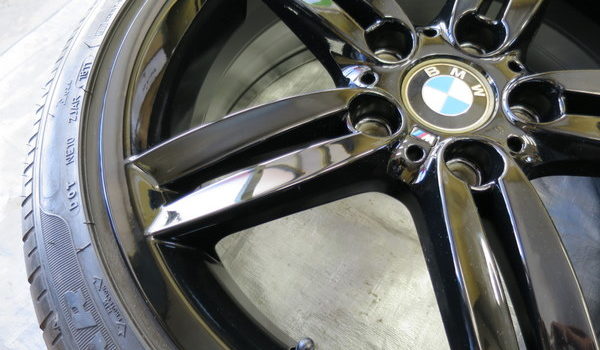 BMW M-SPORTSホイール粉体塗装（黒）でカラーチェンジ（鎌倉市M様）